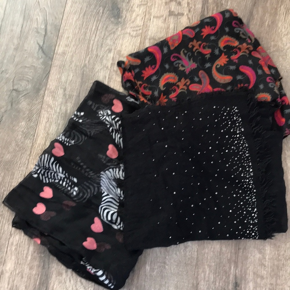 3 cute Scarves